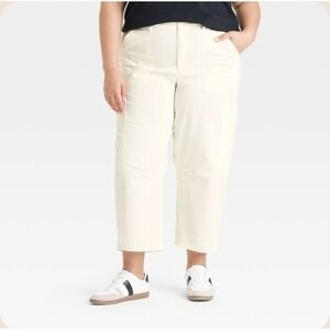 Women's Mid-Rise Barrel Leg Cargo Pants - Universal Thread™  Cream size 2 NWT